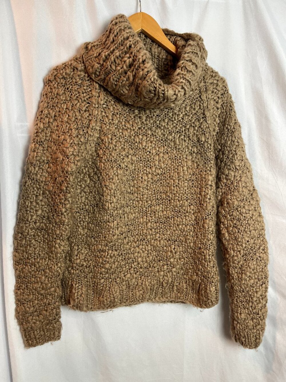 Women's Vivienne Tam, Tan bulky knit wool blend Sweater, Size M